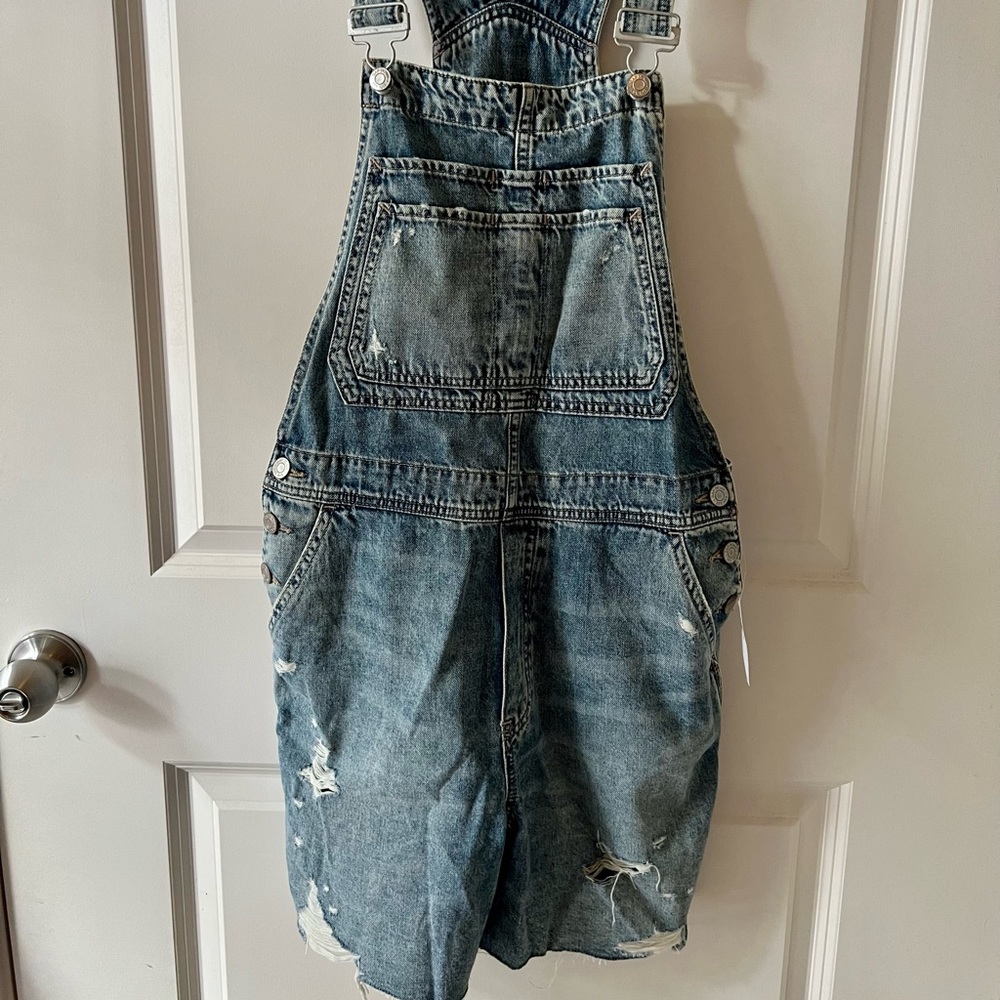 Women’s Gap overalls size medium